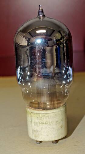 Dv3a Deforest Type Radio Tube Seldom Seen Good Filament