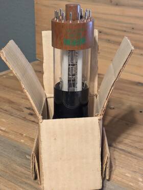3acp7 Dumont Vintage Crt Cathode Ray Tube Nos
