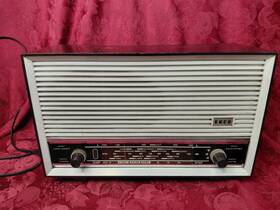 Ekco U353 Vtg Tube Radio Parts/repair European 200/250v Ac/dc Untested Read