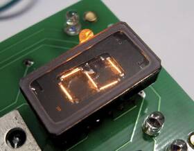 3015-f Fuji Incandescent 7 Segment Display W. Decimal Point Numitron Minitron