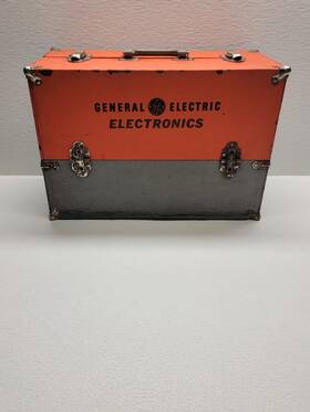 942836-002 Ge Vintage Radio Tv Repairman Tube Caddy Orange Case Toolbox Preowned