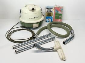 P5c14 Ge 1950s General Electric Roll Vacuum Bridgeport Conn W Accessories Vintage