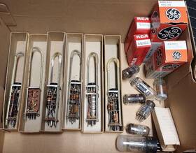 6ghba Ge Rca 6el4a Mixed Group Of Vintage Vacuum Tubes Tube Holders Used Untested