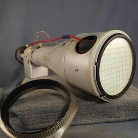 5083-0652 Hp 1963 140a Oscilloscope Crt With Mounting Shield Plug And Connectors Manual