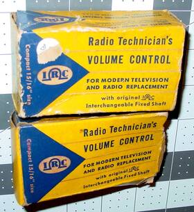 Q11-141 Irc 11-141 2 Vintage 15/16 Inch Radio Tv Technicians Volume Control 5 Megs Type Nos