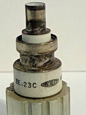 Machlett Ee-23c Tube Planar Triode Replete With Mounting Hardware