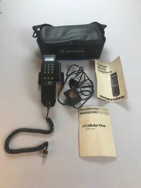 Motorola Cellular One Scn2286a Vntg 90 S Snc2286a Phone Bag Transformer Manuals Untested