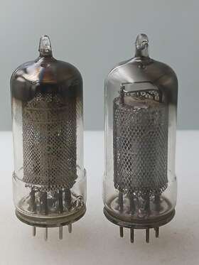 Ebc41 Mullard Pair Great Britain Mesh Plate Serious Tubes S671