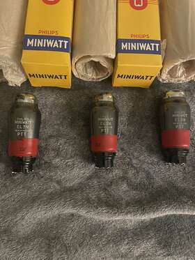 El3n Philips Miniwatt Purchased Nos
