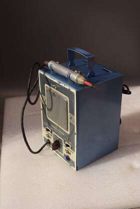 Precision Electronics Super-tracer Model-201a Model 201a Deluxe Signal Vacuum Tube