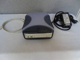 Ops-525 Que External Cd Dvd Burner Model Usb And Fire Wire