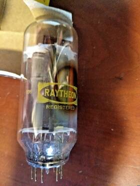6hv5-a Raytheon 6hv5 A - Audio Guitar Amplifier Ham Radio Tv Tube In Sylvania Box