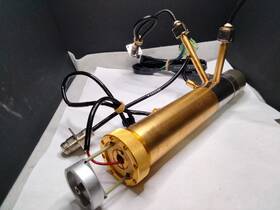 Rk-5837 Raytheon Rk5837 Klystronk Ghz Rf Vacuum Tube With Gold Plated Housing Assembly