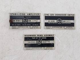 Rca Mi-26289 Lot Of 3 Vintage Metal Name Plate Headwheel Syn Gen Amplifier As Is