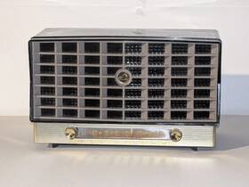6-xd-5 Rca Victor Vintage Am Beautiful Vacuum Tube Radio Model No. Tested