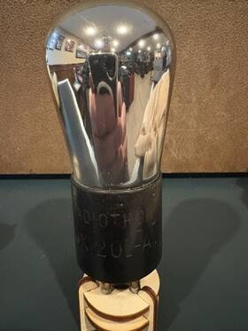 Ux-301a Rca X-201a Radiotron Globe Engraved Base Vacuum Tube Anos Hickok Test
