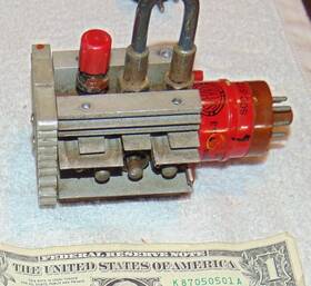 Soc-86d Sperry Rare Klystron Tube Looks Like A Small Car Engine With 6 Cylinders