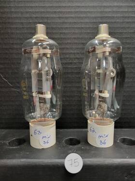 R-811 Svetlana 2 Tubes Tested White Base Close Matched Pair