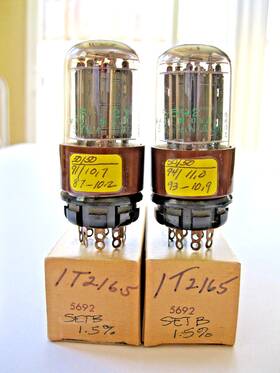 Sylvania 5692/6sn7gtb 2 5692/6sn7 Vacuum Tubes Black Plate 3 Mica Matched Date Tv-7 Tested