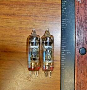 6205a Sylvania 2 Strong Black Plate D Getter Subminiature Tubes