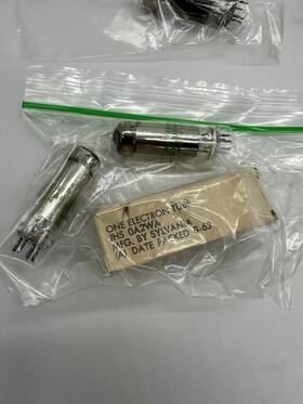 Jhs-0a2wa Sylvania New Qty 2 Jhs 0a2wa Matched Pair 1963 Military Tubes Halo Getter