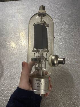 Fy-20 United Vintage Electron Tube Electronics Company Type