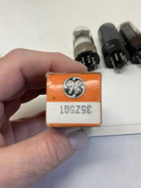 34ce3-34cd3 Vacuum Tubes Assorted Made In Usa Lot Of 4