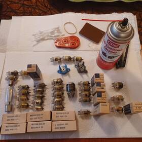 F-52984 Western Electric Tube Lot Of 26 Tubes 7 8 9 Pin 12 Orig. Boxes