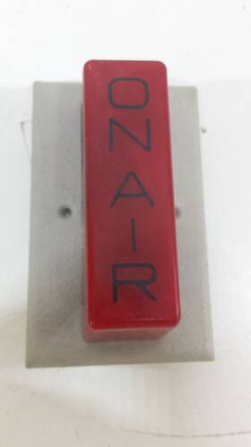 Whit-12dc Wheelock Series Inch On Air - Electrical Outlet Radio Station Movie