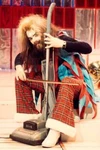 Roy Wood Of Wizzard Playing Hoover Vacuum Cleaner 1974 Old Photo. Fixed Price $6.42.