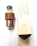 Vintage Raytheon Jan 2050W Usa Made Vacuum Tube Nos *tested* N.i.b Free Shippin. Fixed Price $24.00.