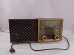 Vintage Philco B950 Code 121 Shortwave Broadcast Tube Radio - For Parts Resto. Fixed Price $29.74.