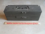 U.s. Army Signal Corps Case CS-137 With 95 Frequency Quartz Crystals. Fixed Price $75.00.