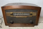 Antique Vtg 1930 Majestic Radio & Television Corp Model 8BO6D Tabletop Tube. Fixed Price $104.97.