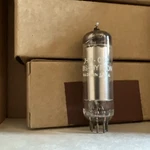 Lot Of 5 : Hytron Cbs Jhy 0B2 Nos Silver Plate Top Fat D Usa 1964- 1968. Fixed Price $20.00.