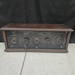 Globe Electric Company Duodyne 5 Tube Radio Model 880. Fixed Price $100.00.