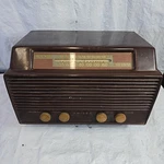 1949 Philco 49-906VINTAGE 8 Tube Superheterodyne Am Fm Radio Nice Brown Bakelite. Fixed Price $84.90.